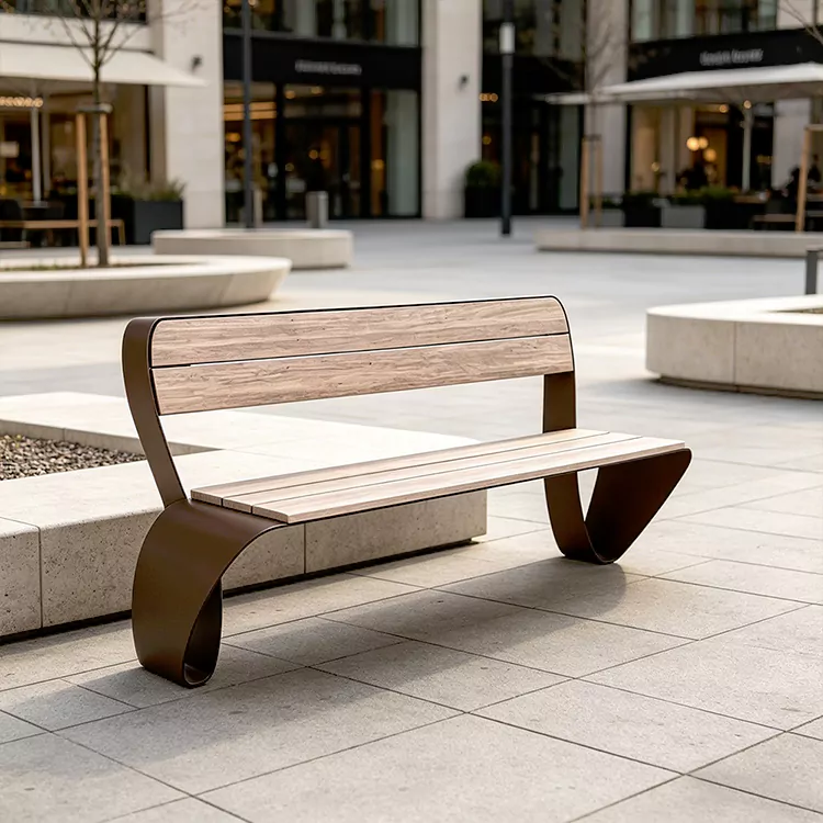 Panca curva in WPC con struttura scultorea in metallo